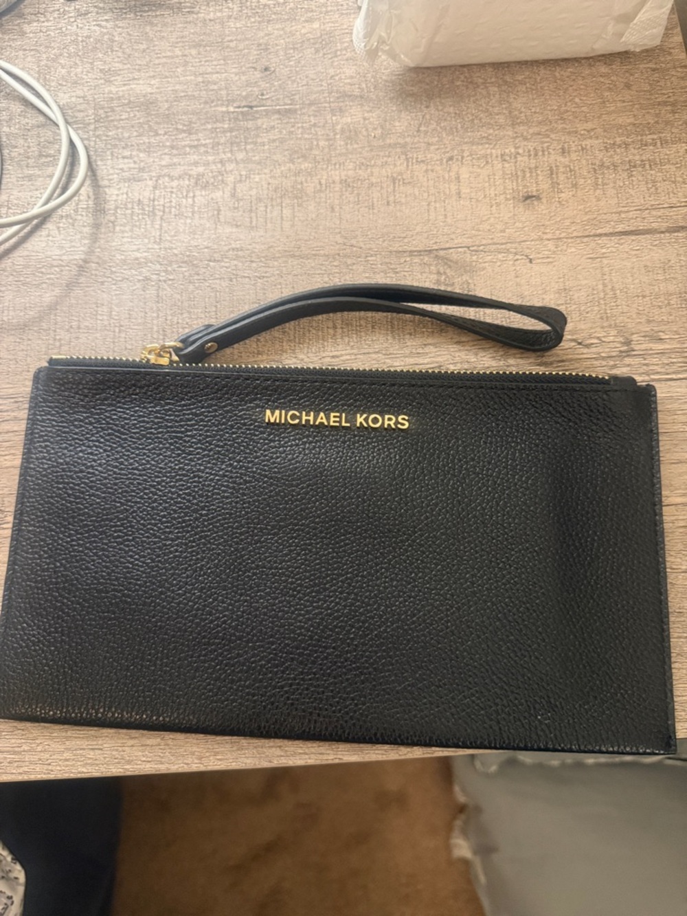 Black Michael Kors Pebbled Wristlet Clutch